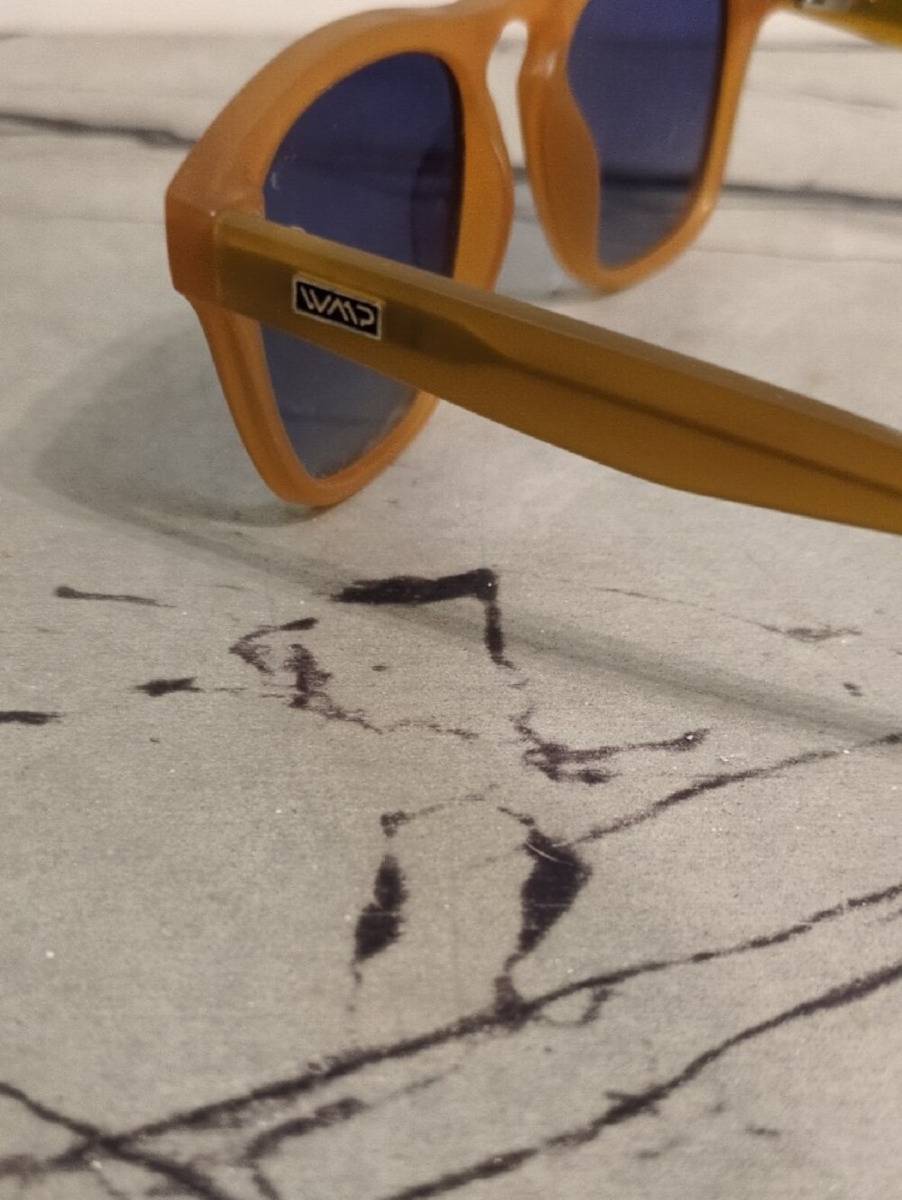 Men's Brown Frame Sunglasses with Blue Lenses - Picture 4 of 5